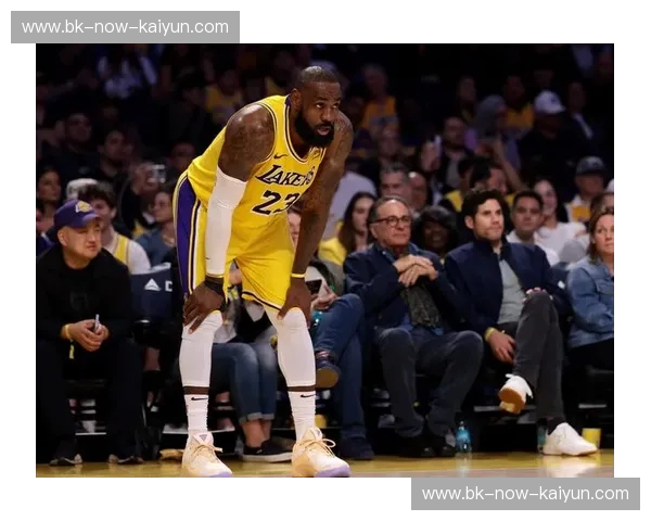 凌晨四点的终章：湖人vs爵士科比谢幕战，重温那场惊天动地的60分奇迹