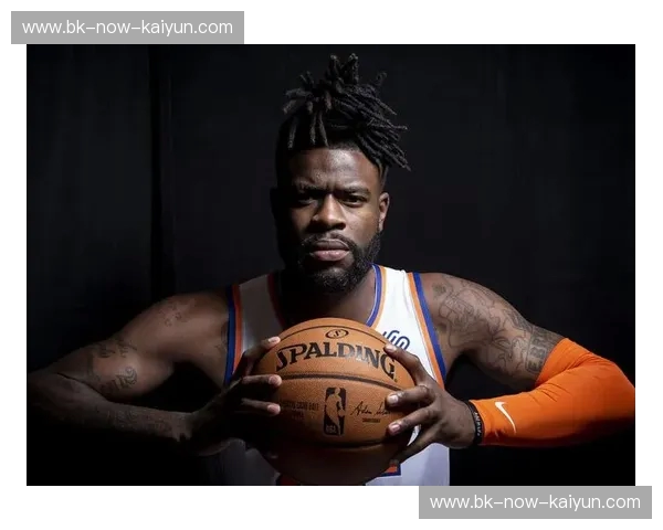 布洛克vs.乔：谁是数字时代的真正掌舵者？